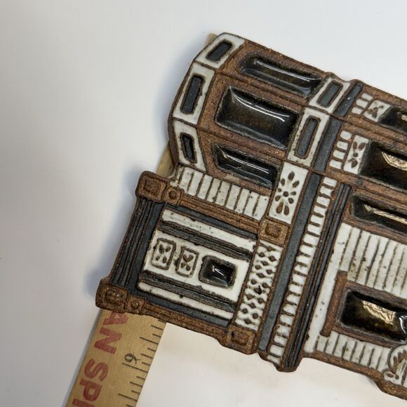 Victoria Littlejohn Rustic Stoneware Tile Victorian House Trivet Wall Hanging - Picture 5 of 8